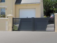 aubert-schiebetor-spanisches-lattenprofil-102x18mm-elliptisches-profil60x18mm